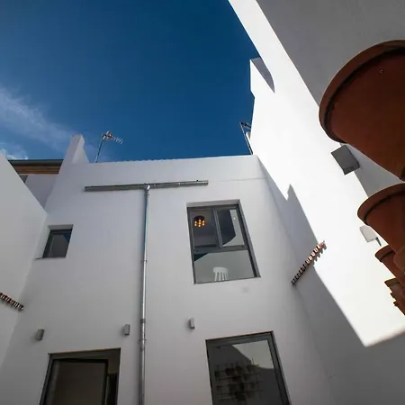 Casa Valdes 16, Apto 3 Διαμέρισμα *