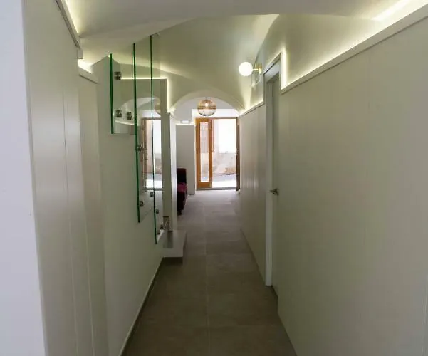 Casa Valdes 16, Apto 3 Caces